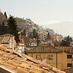 Golondrinas De La Alhambra